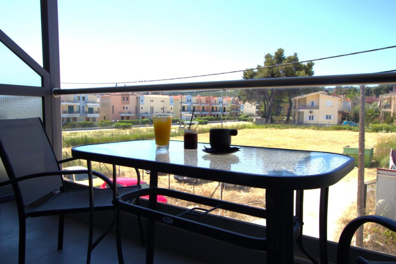 Tridente Mare Apart Hotel Pefkochori Buitenkant foto